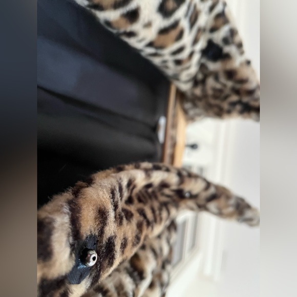 Gap faux fur leopard print coat - Picture 5 of 11